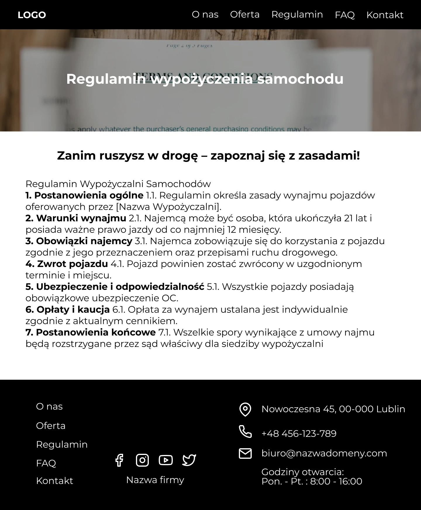 Tło to jasny fiolet. W środku jest okrąg koloru złotego, a przez środek okręgu przechodzi złota średnica zakończona na obu końcach kwiatkami. W środku znajdują się dwie dłonie. Jedna dłoń jest obrócowa na zewnątrz druga trzyma ją i maluje najmniejszy palec. Na środku są białe inicjały KN. Na dole okręgu jest napisane Karolina Nowak. Poza obramowaniem jets napis stylizacja paznokci.